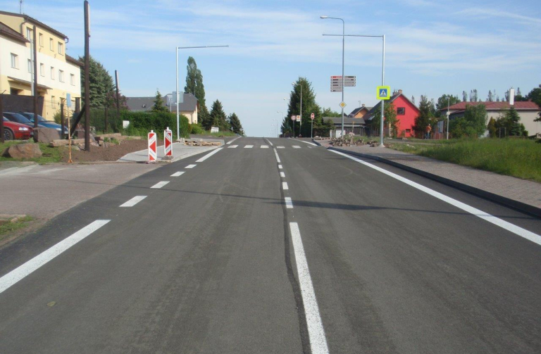 Další část rekonstrukce silnice ve Studenci je již dokončena, řidičům se otevře  v pondělí